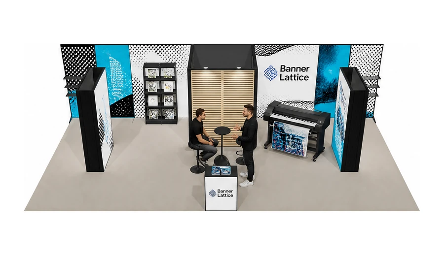 Stoisko 10 × 5 m półwyspowe dla branży reklama i druk, przykładowa marka Banner Lattice