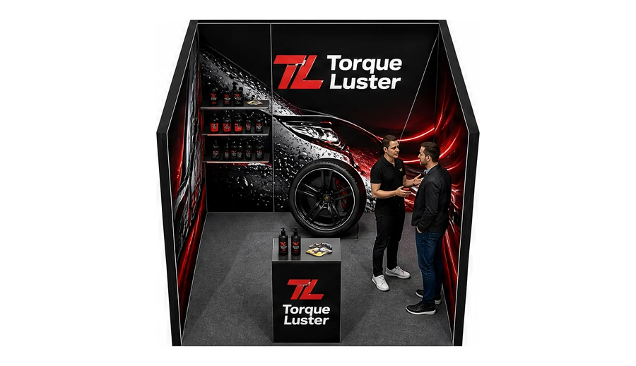 Stoisko 3 × 3 m szeregowe dla branży tuning i detailing, przykładowa marka Torque Luster